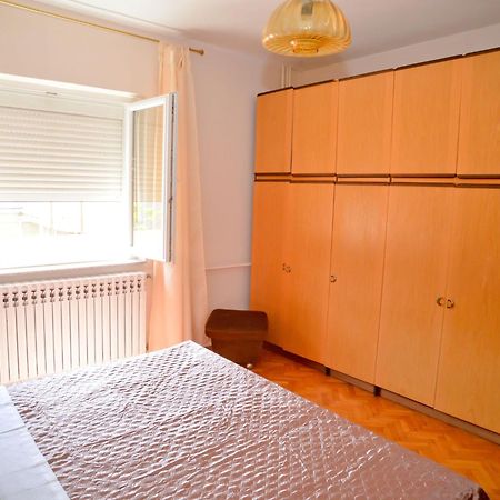 Apartments And Rooms Antonio Zara Camera foto