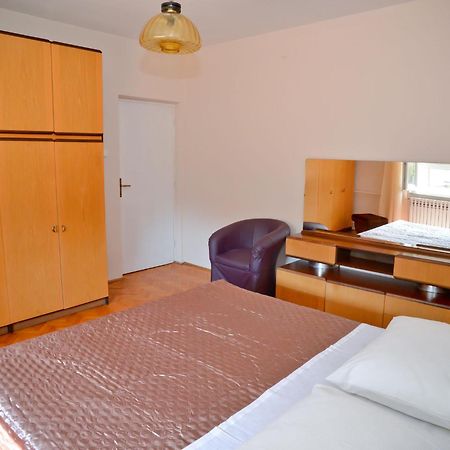 Apartments And Rooms Antonio Zara Camera foto