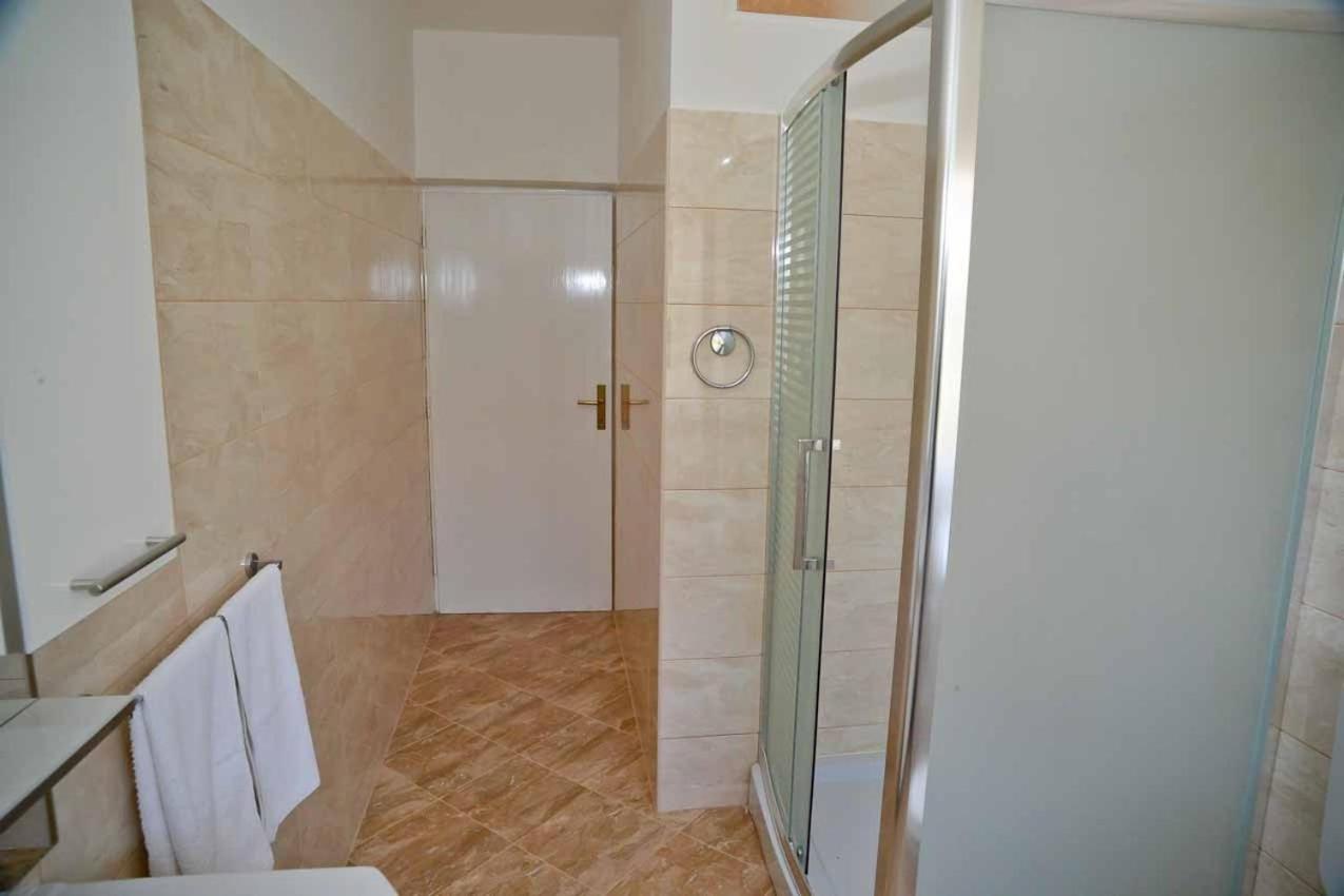 Apartments And Rooms Antonio Zara Camera foto