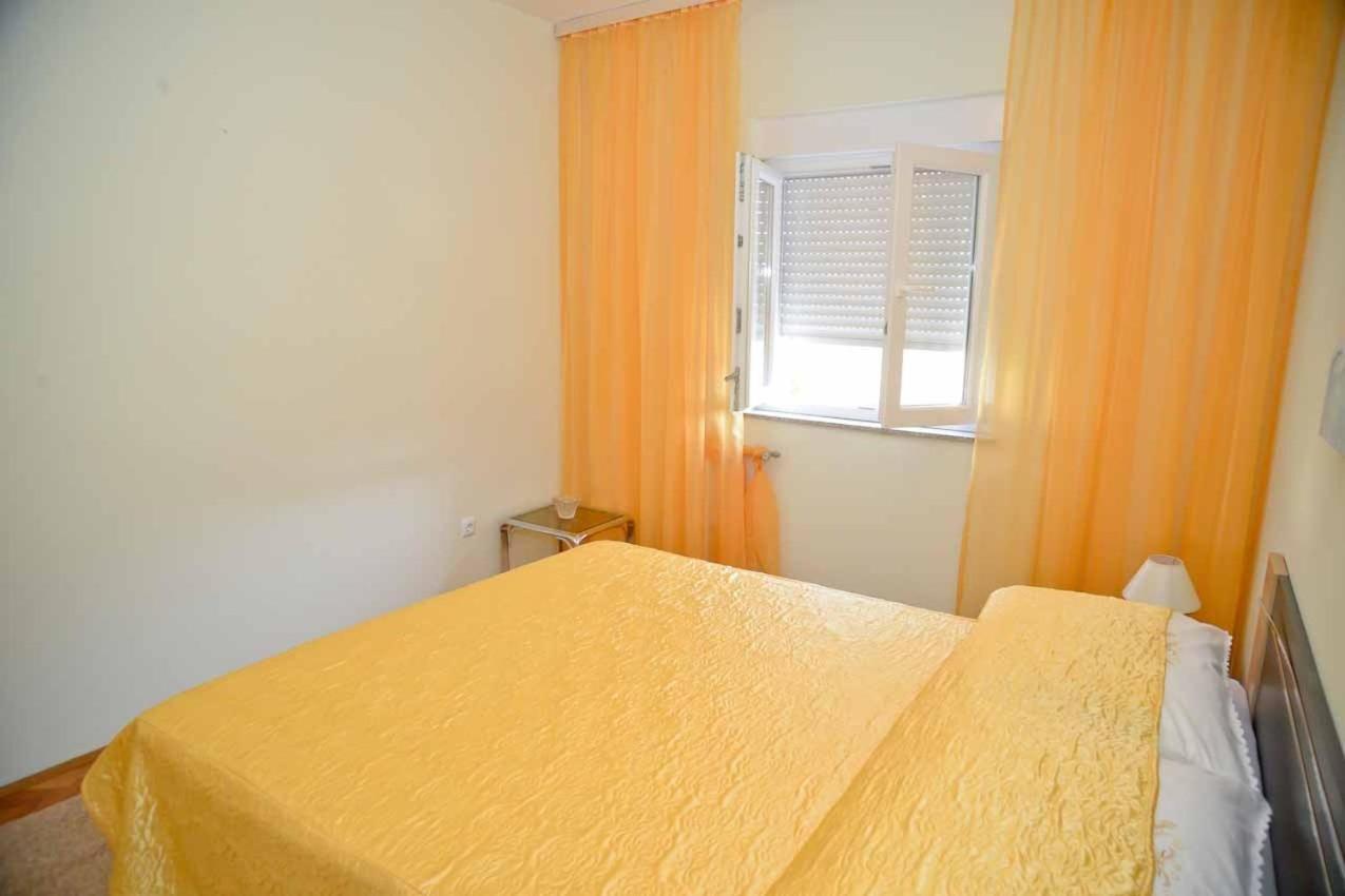 Apartments And Rooms Antonio Zara Camera foto