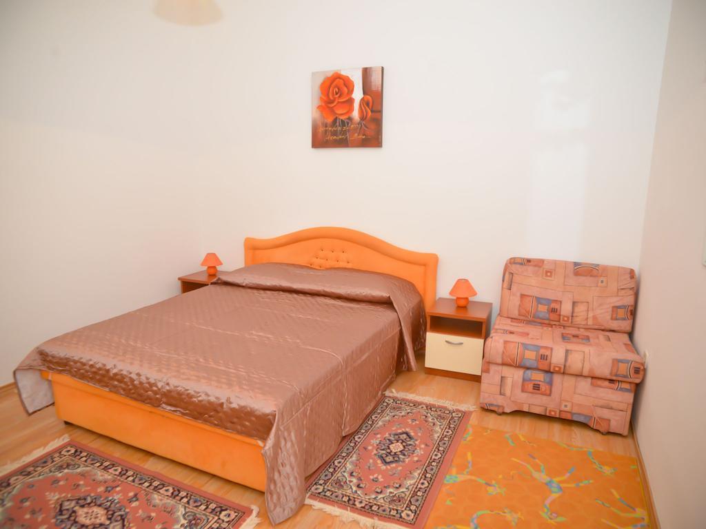 Apartments And Rooms Antonio Zara Camera foto