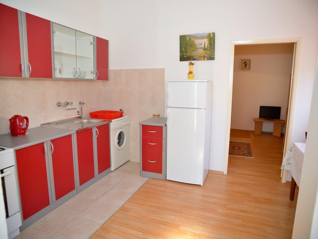 Apartments And Rooms Antonio Zara Camera foto