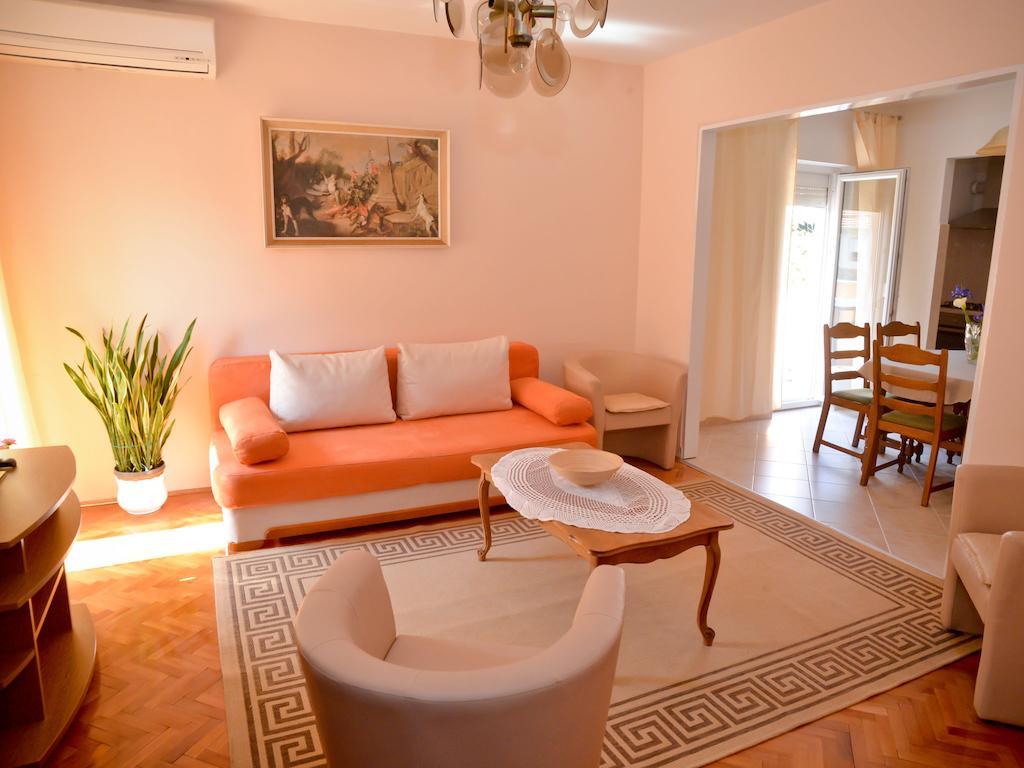 Apartments And Rooms Antonio Zara Camera foto